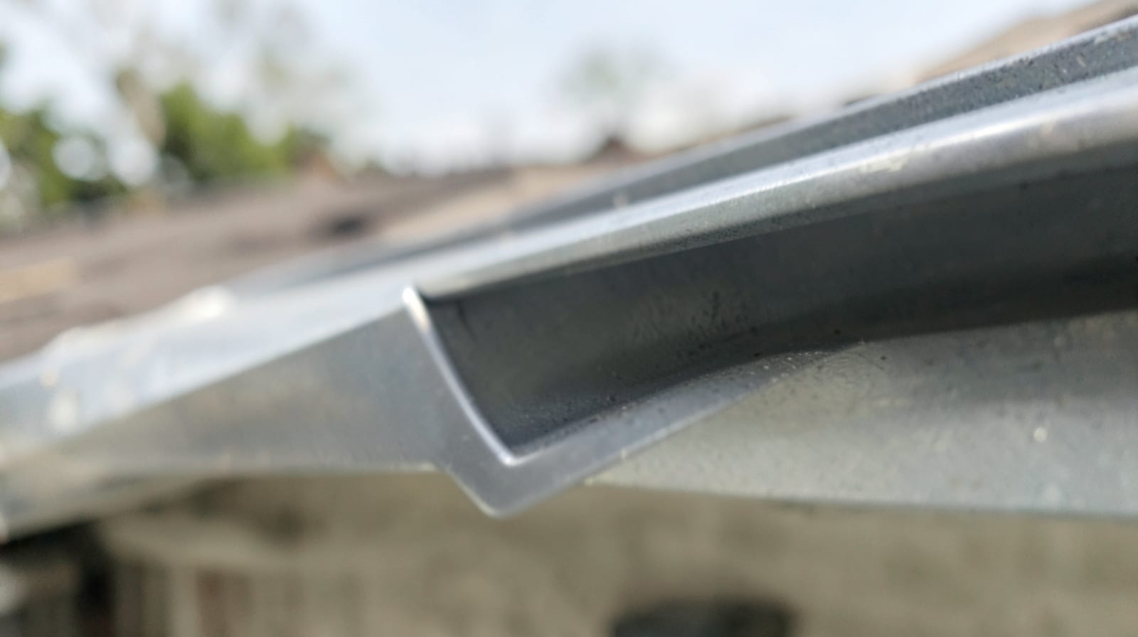 Gutter Cleaning in Elk Grove, CA in Elk Grove