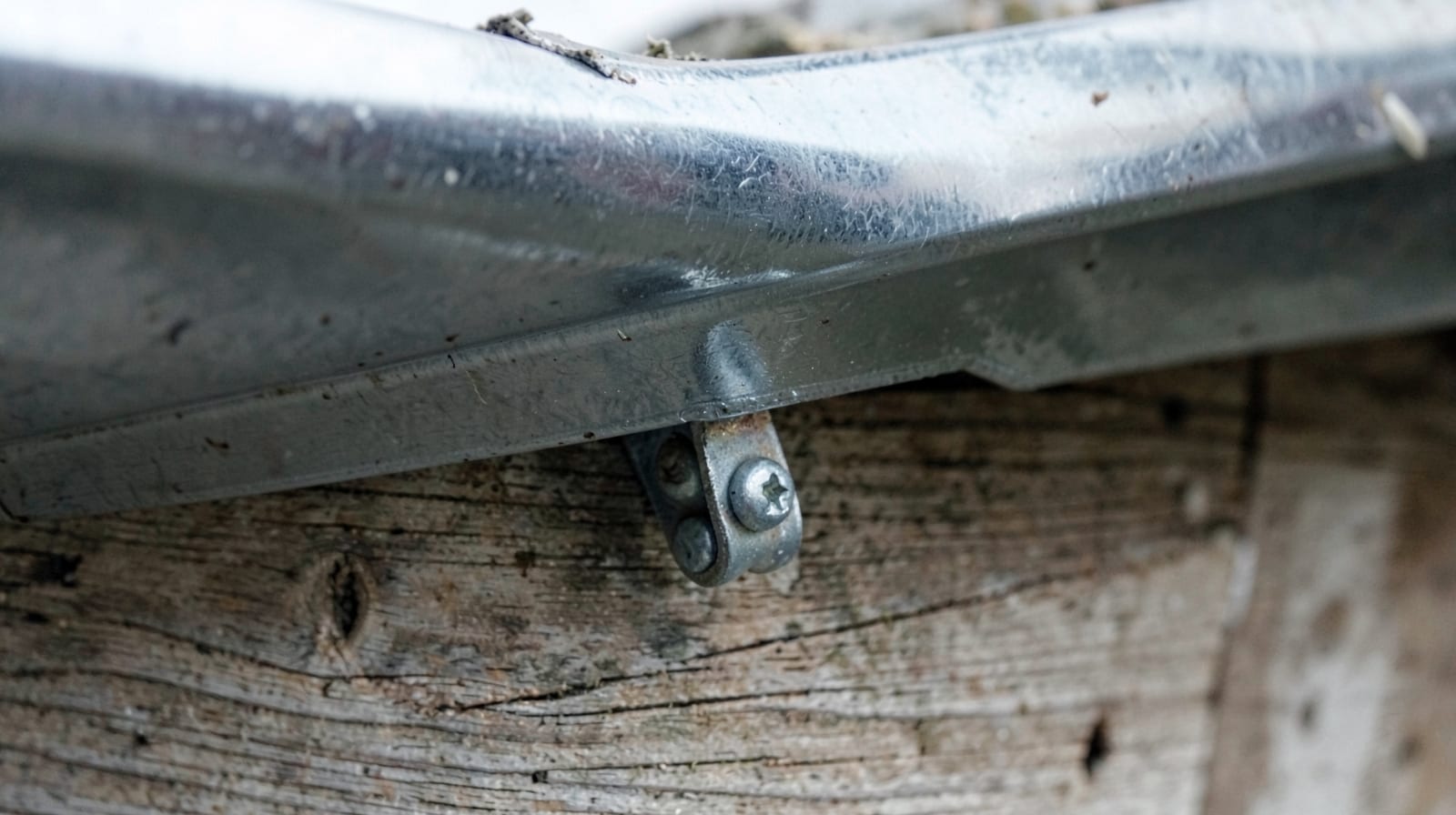 Gutter Repair in Elk Grove, CA in Elk Grove
