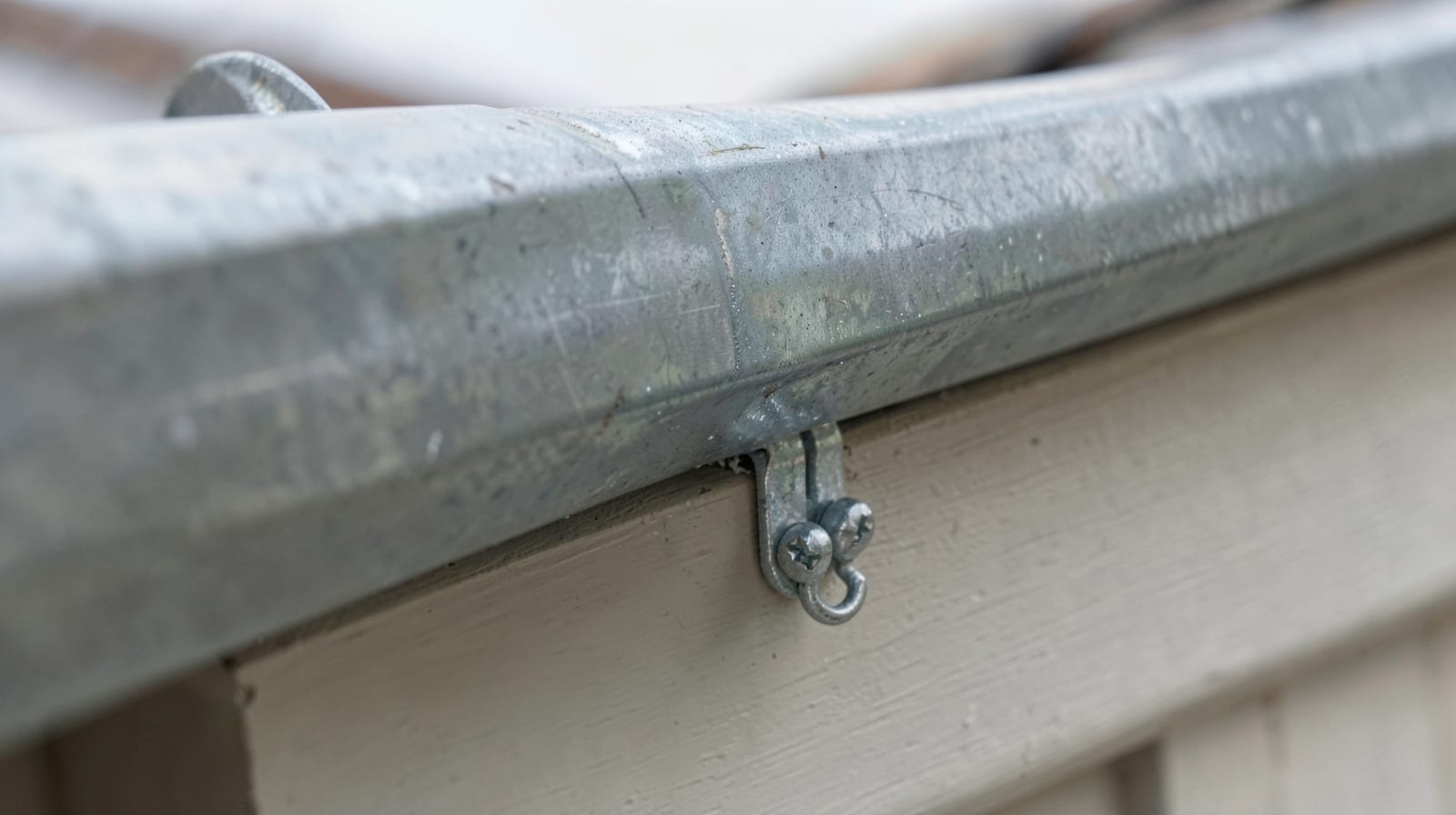 Gutter Repair in Lake Oswego, OR in Lake Oswego