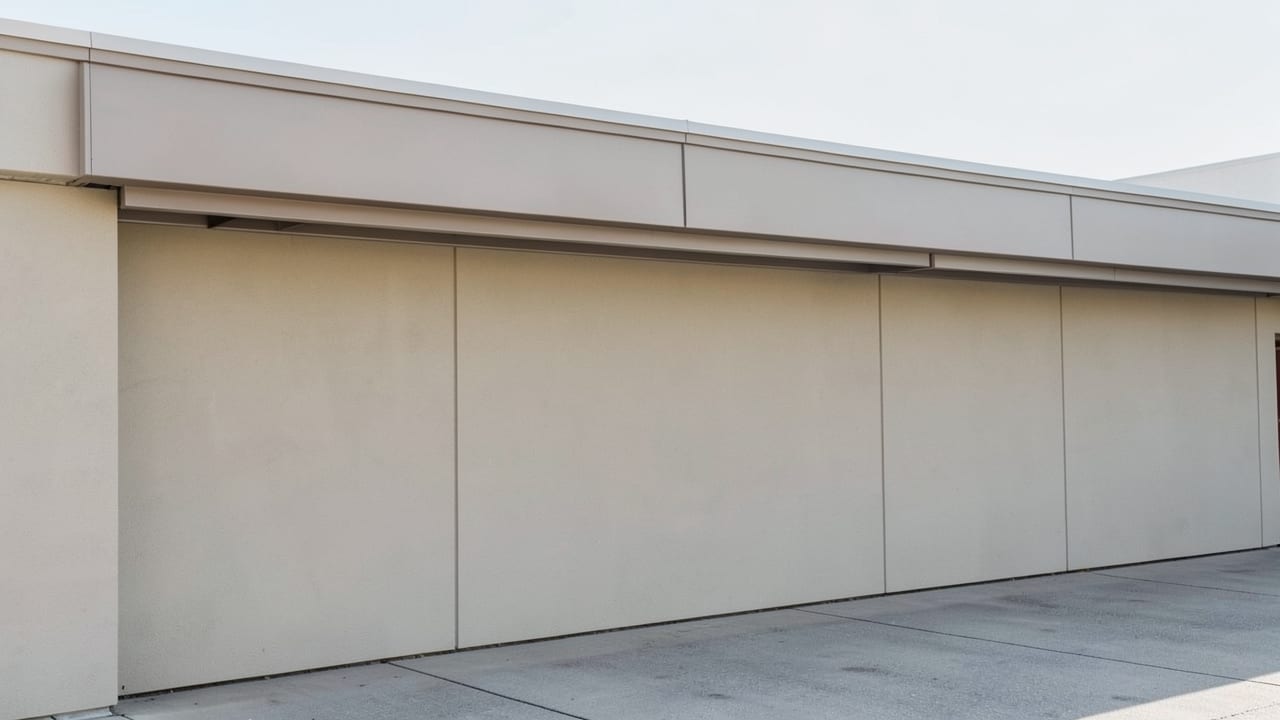 Commercial Gutter Cleaning in Louisville, KY in Louisville
