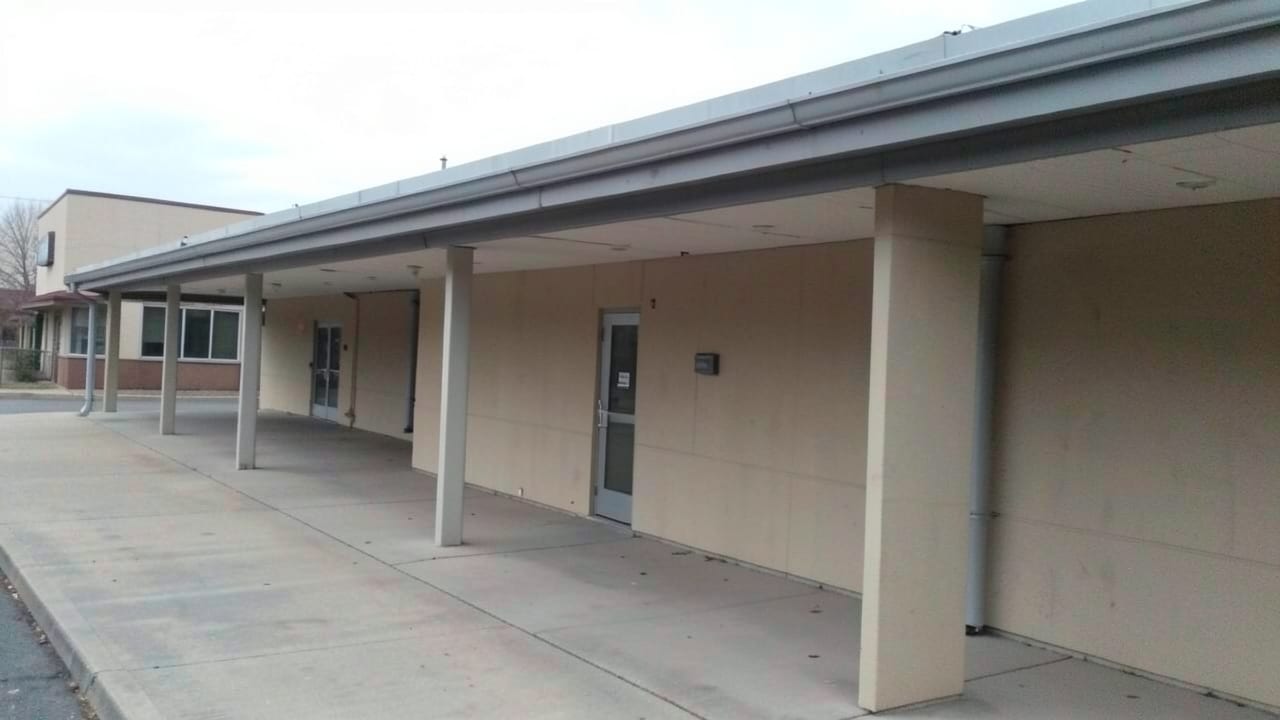 Commercial Gutter Cleaning in Noblesville, IN in Noblesville